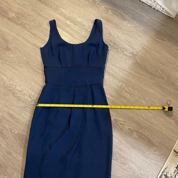 Giorgio Armani Sleeveless Midi Dress. Blue. Size 36. Business Wear, Office Wear - Picture 14 of 16
